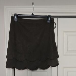 Chic Black Scalloped Mini Skirt